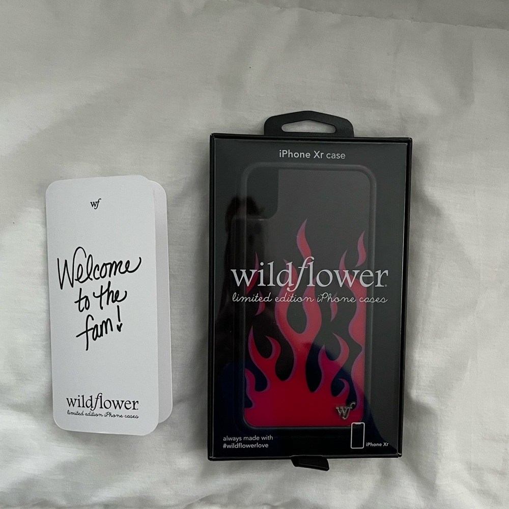 Flames Wildflower Case